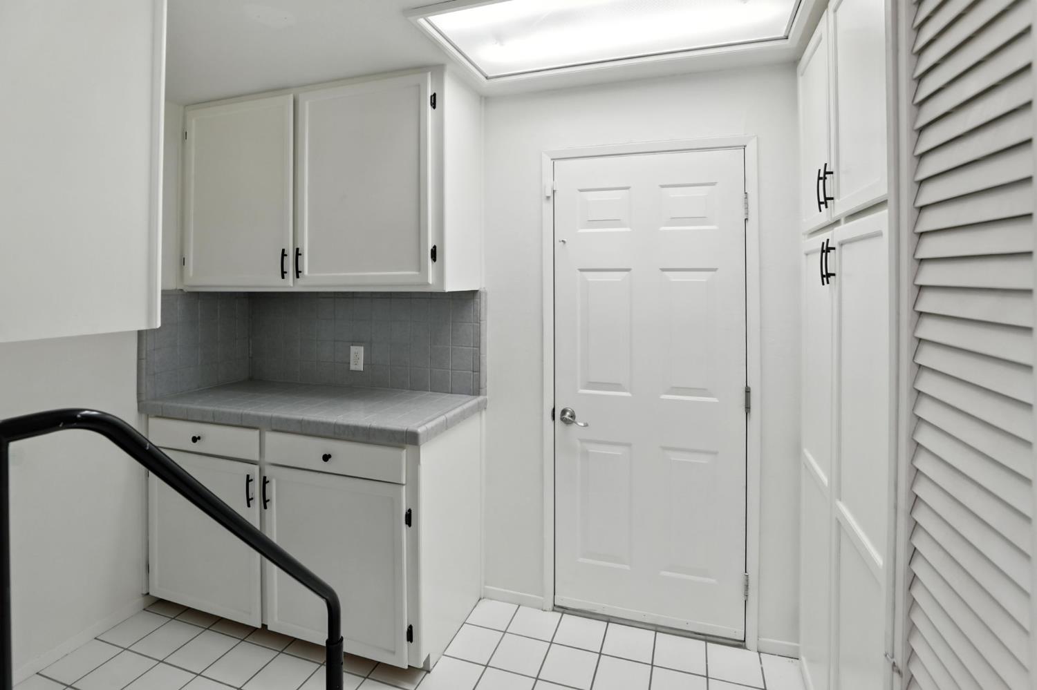 Detail Gallery Image 30 of 37 For 7969 Glenbar Way, Fair Oaks,  CA 95628 - 4 Beds | 2/1 Baths