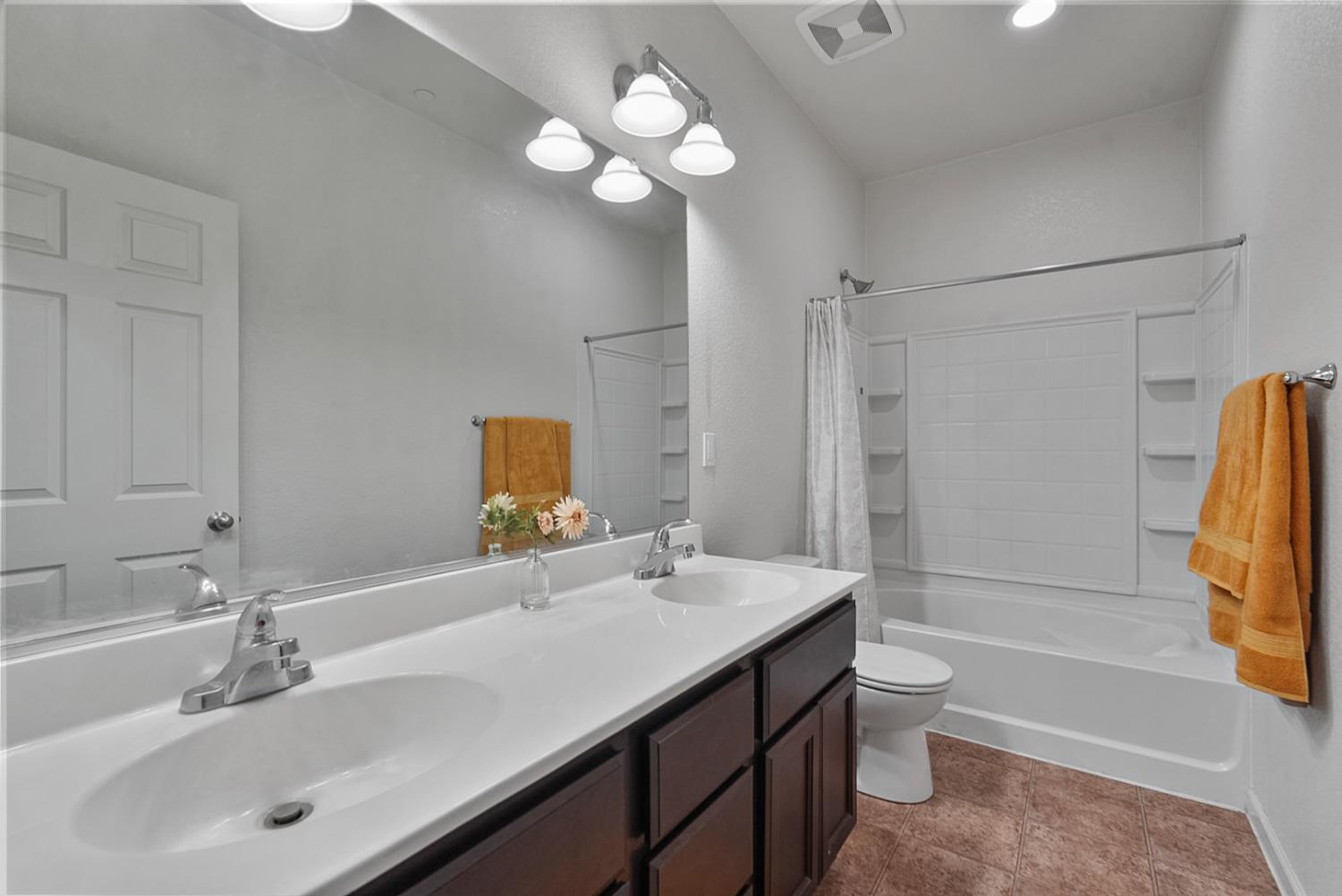 Detail Gallery Image 19 of 41 For 1444 San Pedro St, Los Banos,  CA 93635 - 4 Beds | 2 Baths