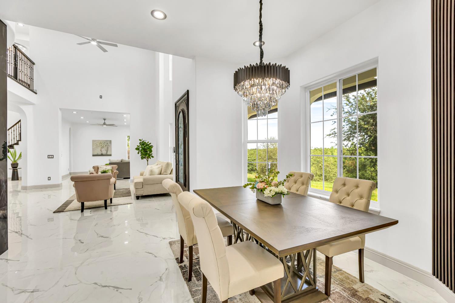 Detail Gallery Image 31 of 98 For 14537 Mira Vista Ln, Lockeford,  CA 95237 - 7 Beds | 4/1 Baths