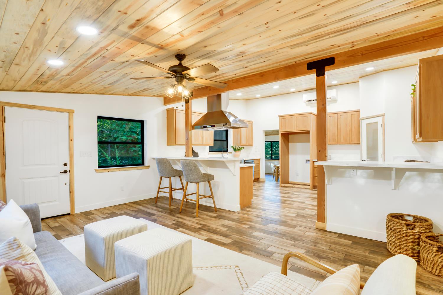 Detail Gallery Image 7 of 43 For 24200 Grand View Ave, Colfax,  CA 95713 - 3 Beds | 2 Baths