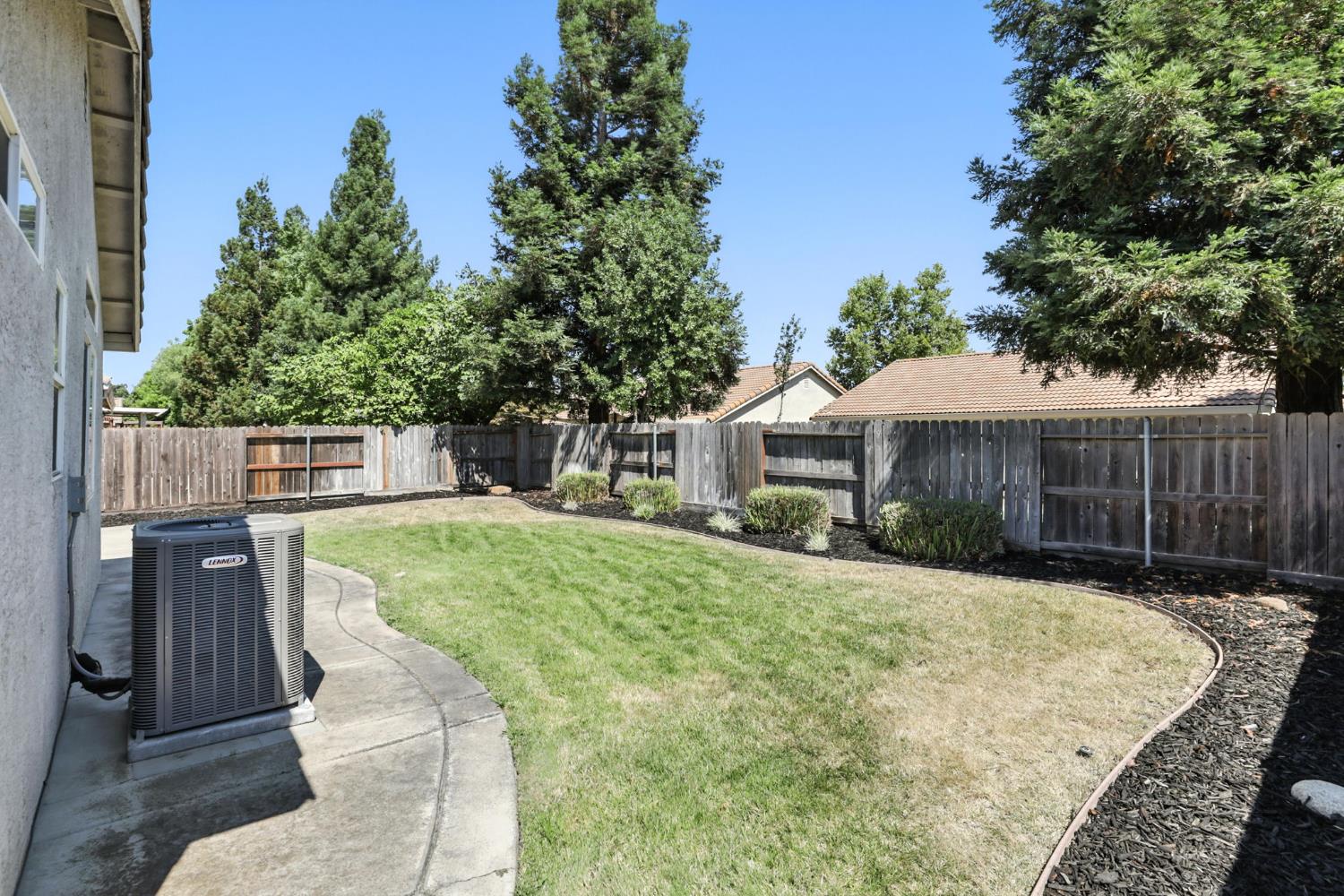 Detail Gallery Image 31 of 31 For 7105 Prazzo Way, Elk Grove,  CA 95757 - 3 Beds | 2 Baths