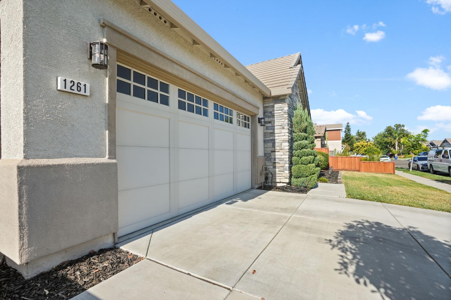 Detail Gallery Image 4 of 55 For 1261 Sweet Briar Dr, Patterson,  CA 95363 - 3 Beds | 2 Baths