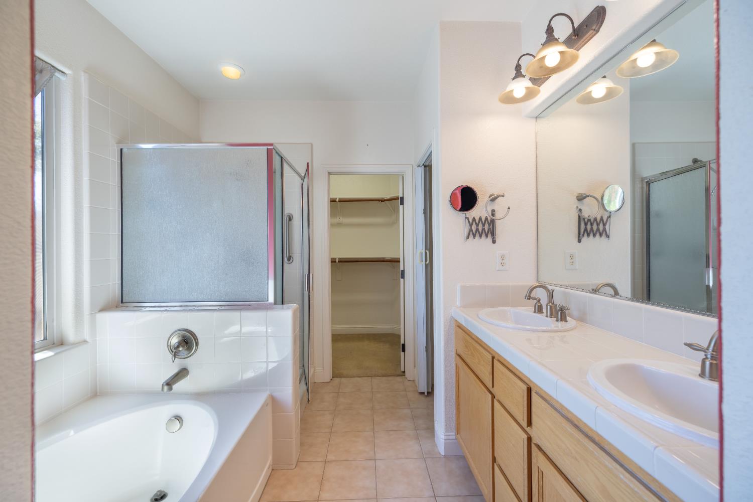 Detail Gallery Image 39 of 66 For 12241 Conservancy Way, Rancho Cordova,  CA 95742 - 3 Beds | 2 Baths