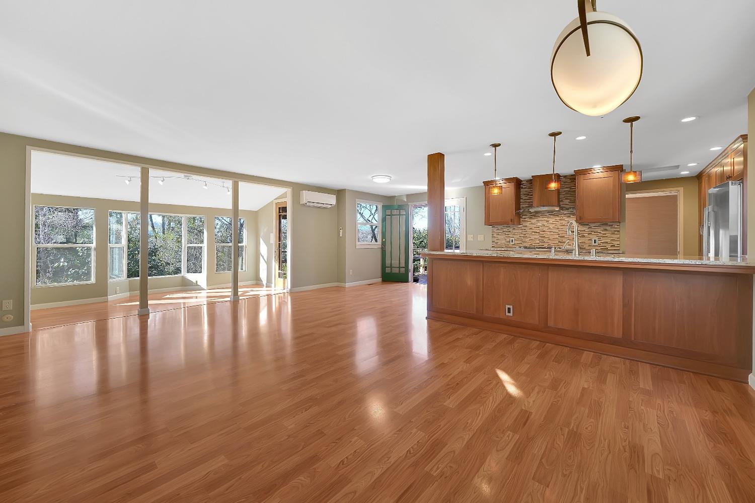 Detail Gallery Image 9 of 40 For 40 Greenstone Ter, Sutter Creek,  CA 95685 - 3 Beds | 2/1 Baths