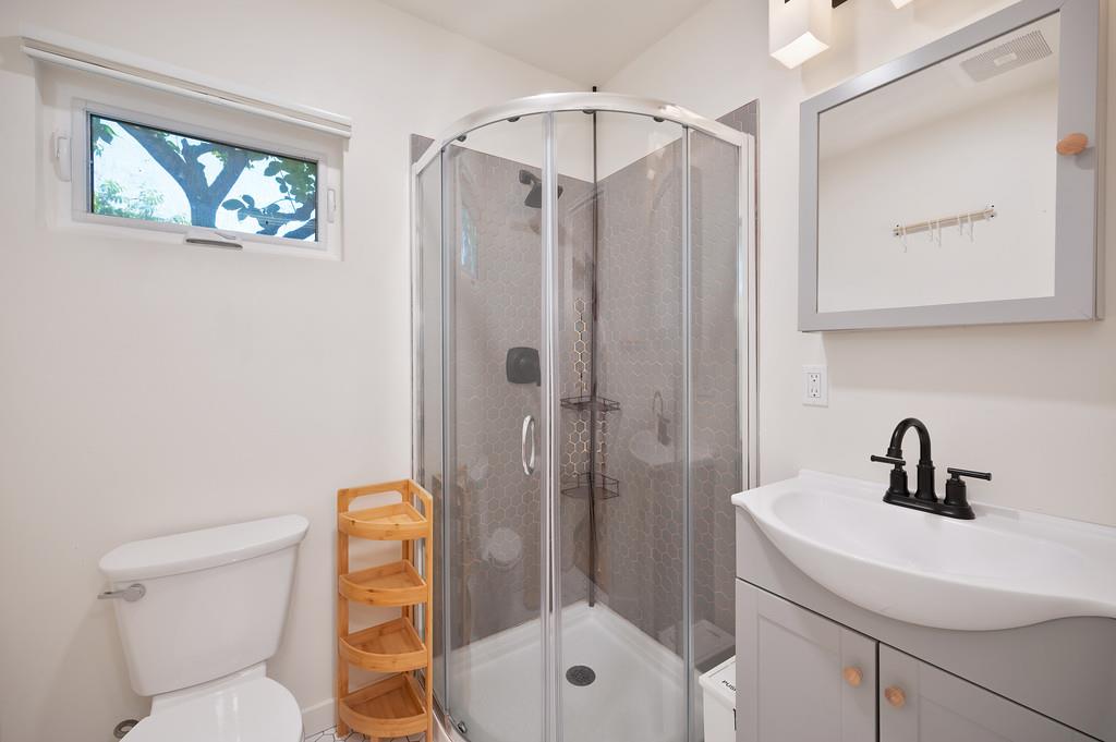 Detail Gallery Image 41 of 53 For 2232 Gerber Ave, Sacramento,  CA 95817 - 3 Beds | 2 Baths