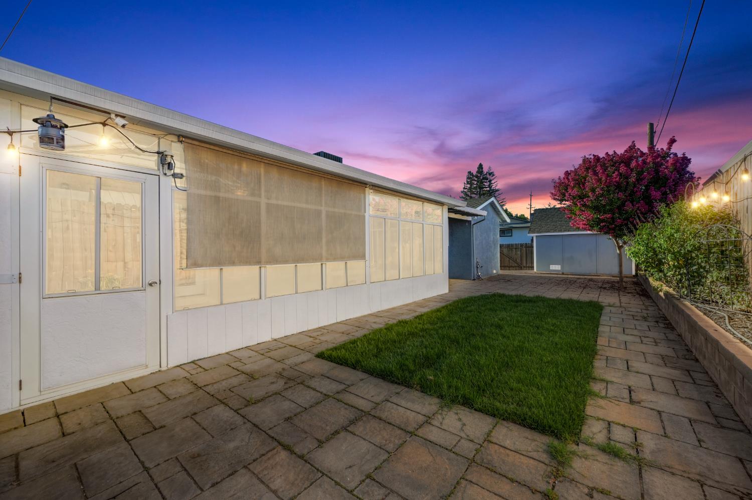 Detail Gallery Image 47 of 52 For 6716 Rinconada Dr, Citrus Heights,  CA 95610 - 3 Beds | 2/1 Baths