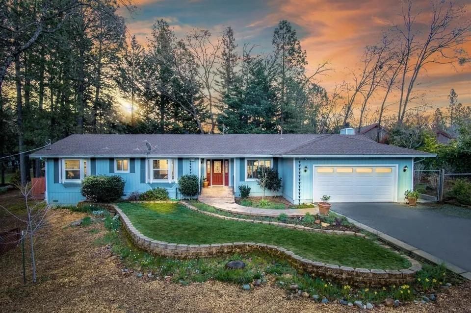 Detail Gallery Image 1 of 78 For 16939 Norlene Way, Grass Valley,  CA 95949 - 3 Beds | 2/1 Baths