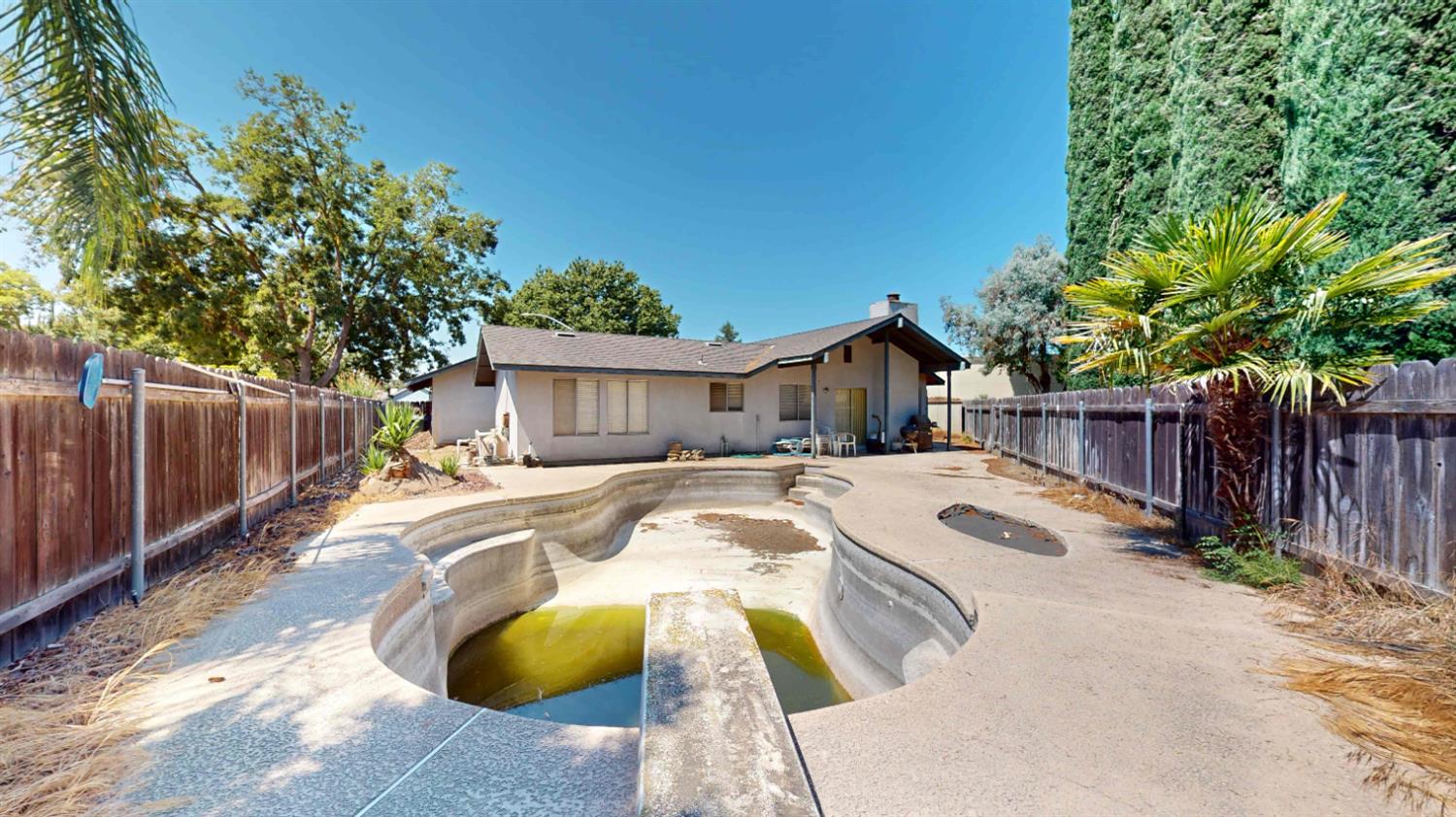 Detail Gallery Image 18 of 22 For 2716 Palomino Ln, Modesto,  CA 95355 - 3 Beds | 2/1 Baths