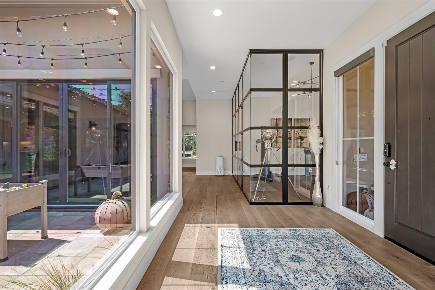 Detail Gallery Image 9 of 74 For 3421 Greenview Dr, El Dorado Hills,  CA 95762 - 5 Beds | 5/1 Baths