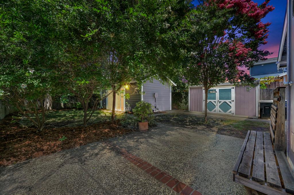 Detail Gallery Image 47 of 53 For 2232 Gerber Ave, Sacramento,  CA 95817 - 3 Beds | 2 Baths