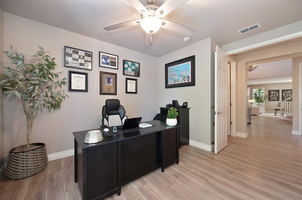 Detail Gallery Image 28 of 69 For 3809 Heather Ct, Rocklin,  CA 95765 - 4 Beds | 3 Baths