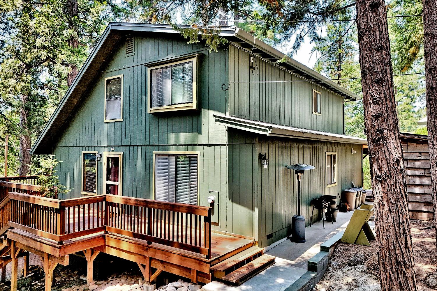 Detail Gallery Image 3 of 99 For 23835 Pine Lake Dr, Twain Harte,  CA 95383 - 3 Beds | 2/1 Baths