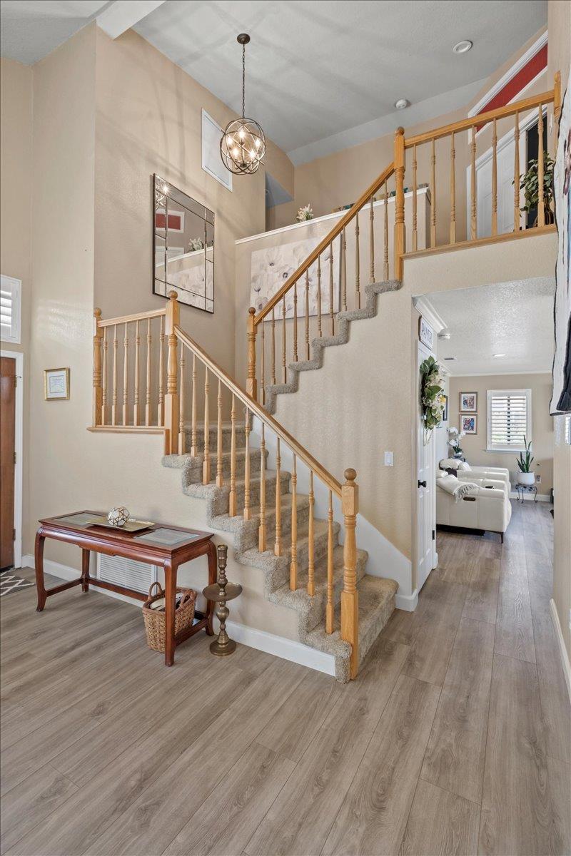 Detail Gallery Image 9 of 41 For 9128 Miners Creek Ct, Elk Grove,  CA 95758 - 4 Beds | 2/1 Baths