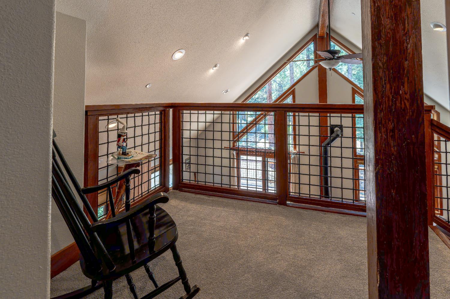 Detail Gallery Image 41 of 47 For 10854 Royal Crest Dr, Truckee,  CA 96161 - 2 Beds | 1/1 Baths