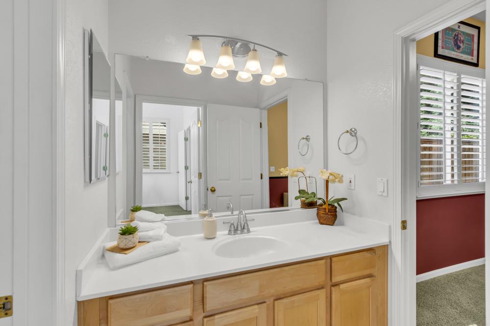 Detail Gallery Image 32 of 64 For 9688 Pasture Rose Ct, Elk Grove,  CA 95624 - 3 Beds | 2/1 Baths