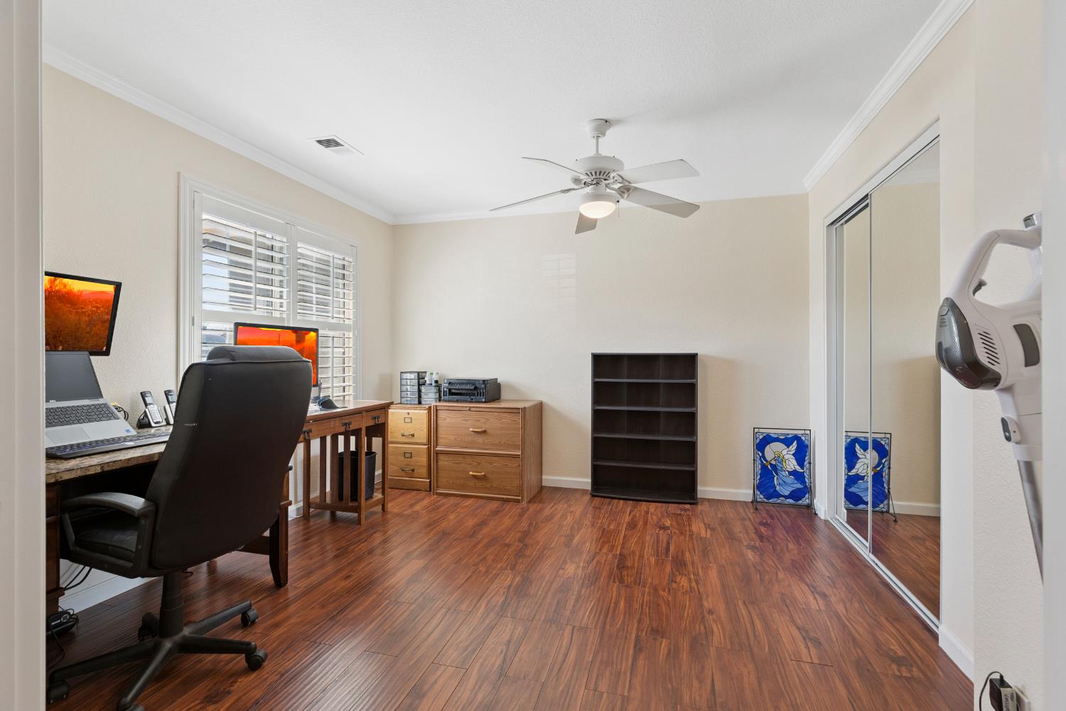 Detail Gallery Image 5 of 46 For 1162 Michelle Ct, Ripon,  CA 95366 - 5 Beds | 2 Baths