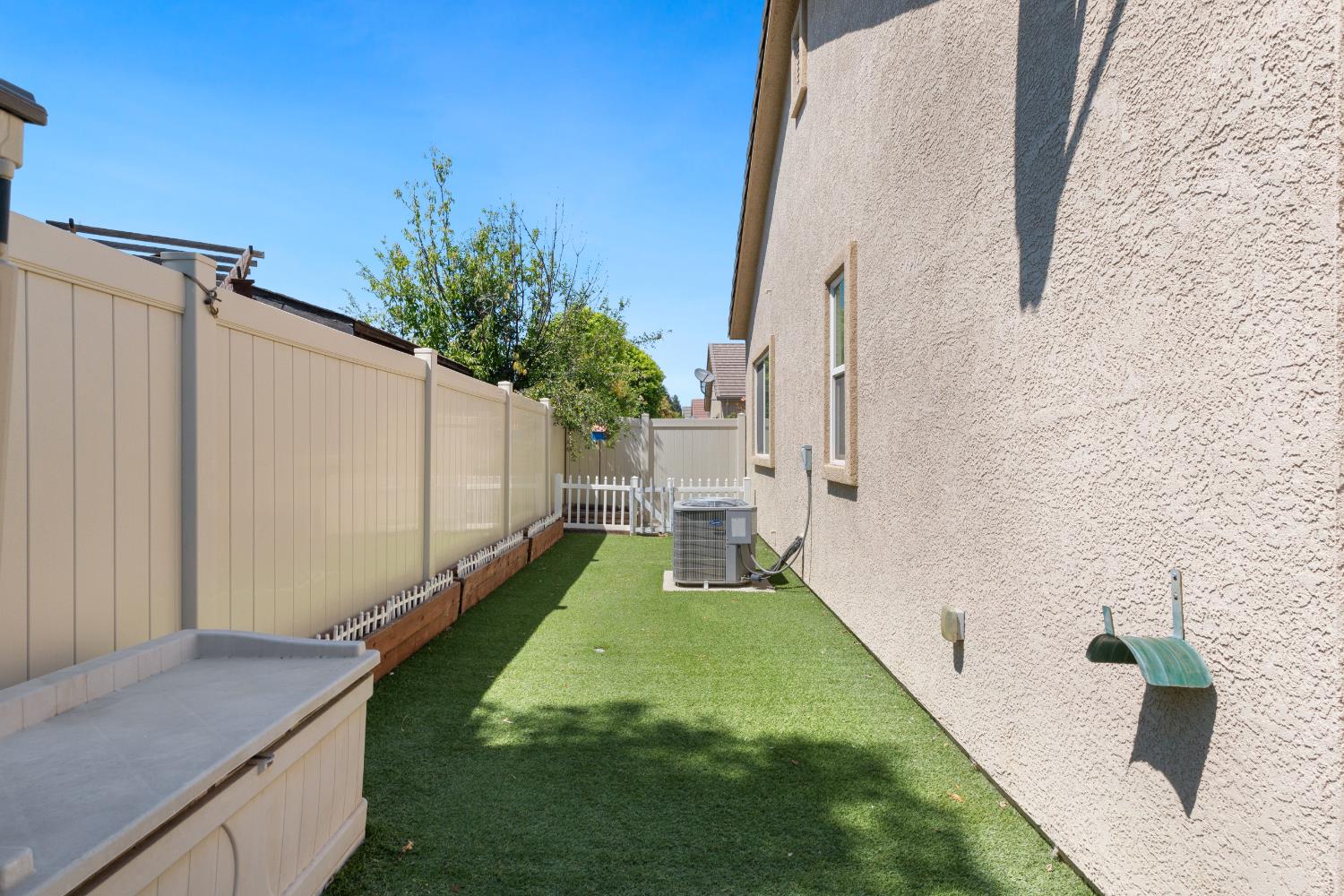 Detail Gallery Image 36 of 51 For 2431 Bird Rock Pl, Turlock,  CA 95380 - 3 Beds | 2 Baths