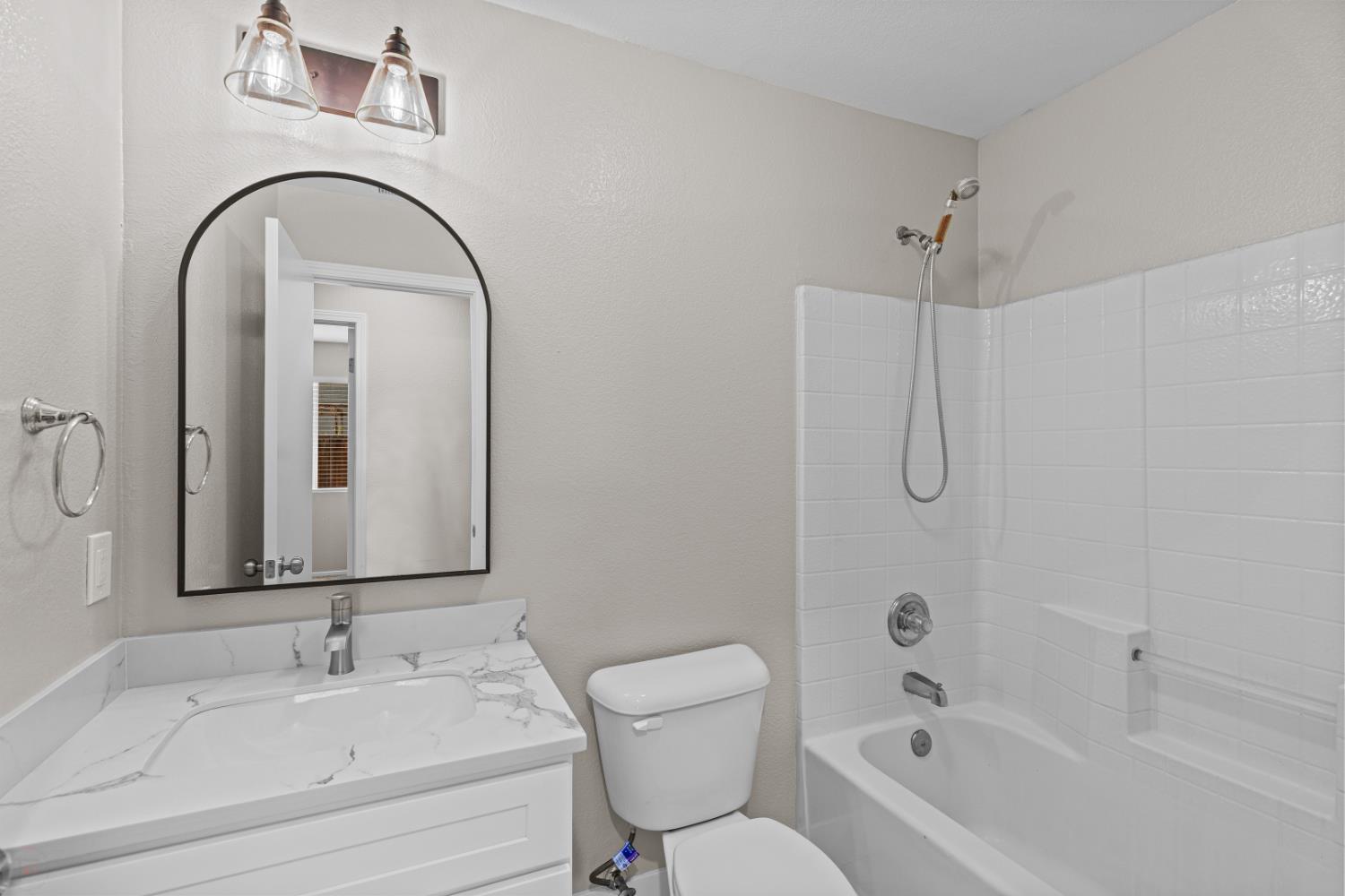 Detail Gallery Image 22 of 31 For 1566 Parkside Ct, Tracy,  CA 95376 - 3 Beds | 2 Baths