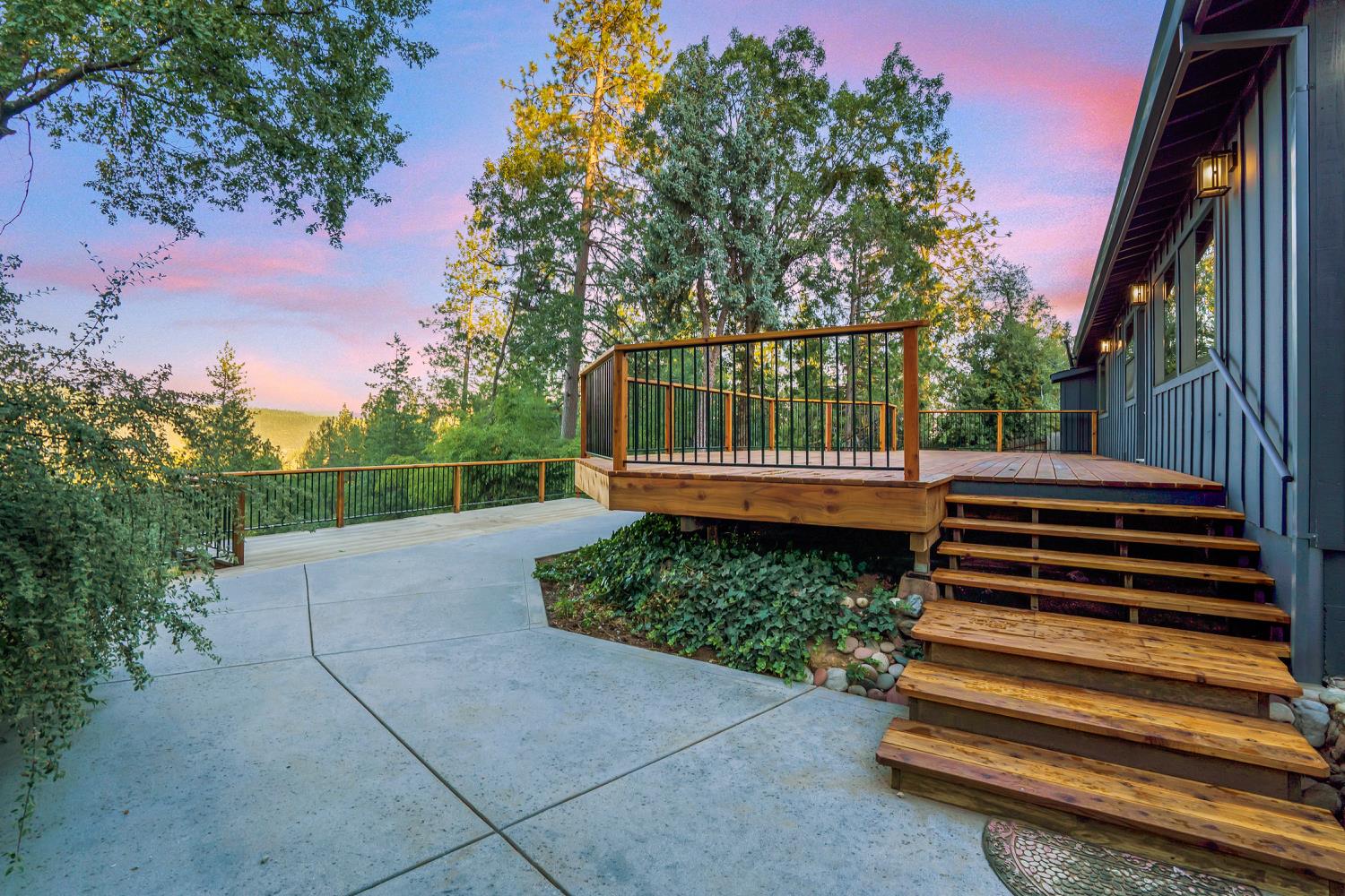 Detail Gallery Image 33 of 43 For 24200 Grand View Ave, Colfax,  CA 95713 - 3 Beds | 2 Baths