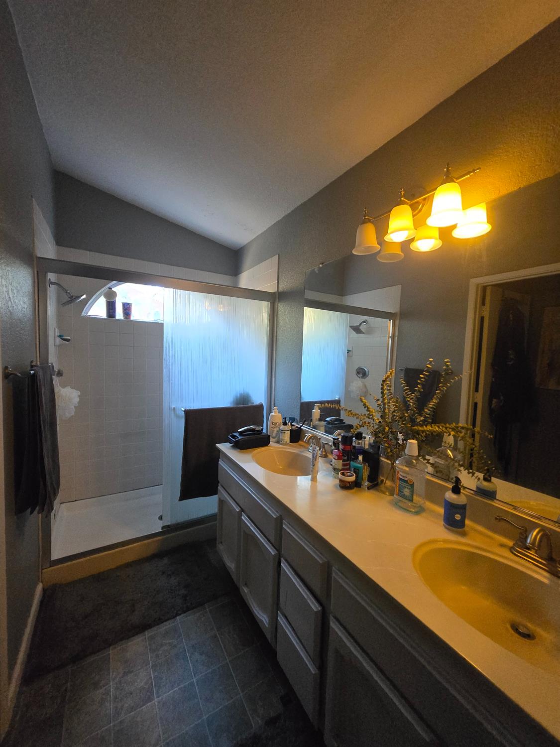 Detail Gallery Image 17 of 25 For 9388 Allendale Way, Sacramento,  CA 95829 - 3 Beds | 2 Baths