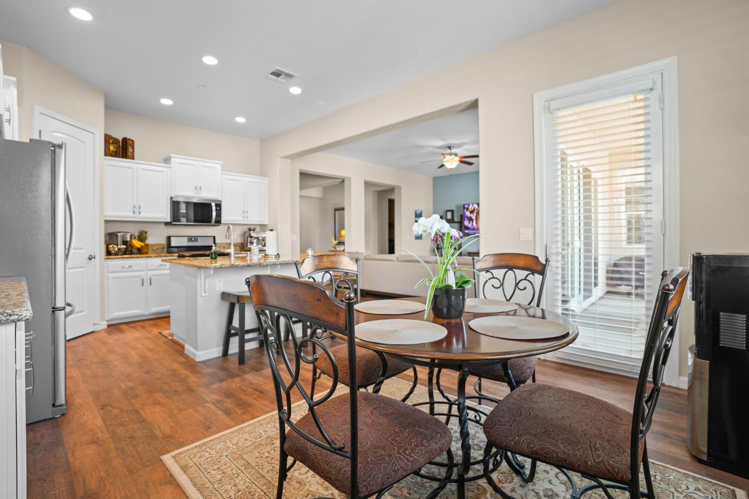 Detail Gallery Image 19 of 55 For 1261 Sweet Briar Dr, Patterson,  CA 95363 - 3 Beds | 2 Baths