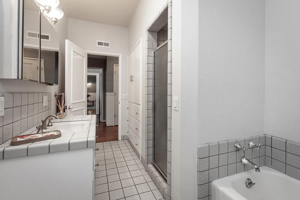 Detail Gallery Image 47 of 73 For 1060 W Monterey Ave, Stockton,  CA 95204 - 4 Beds | 3 Baths
