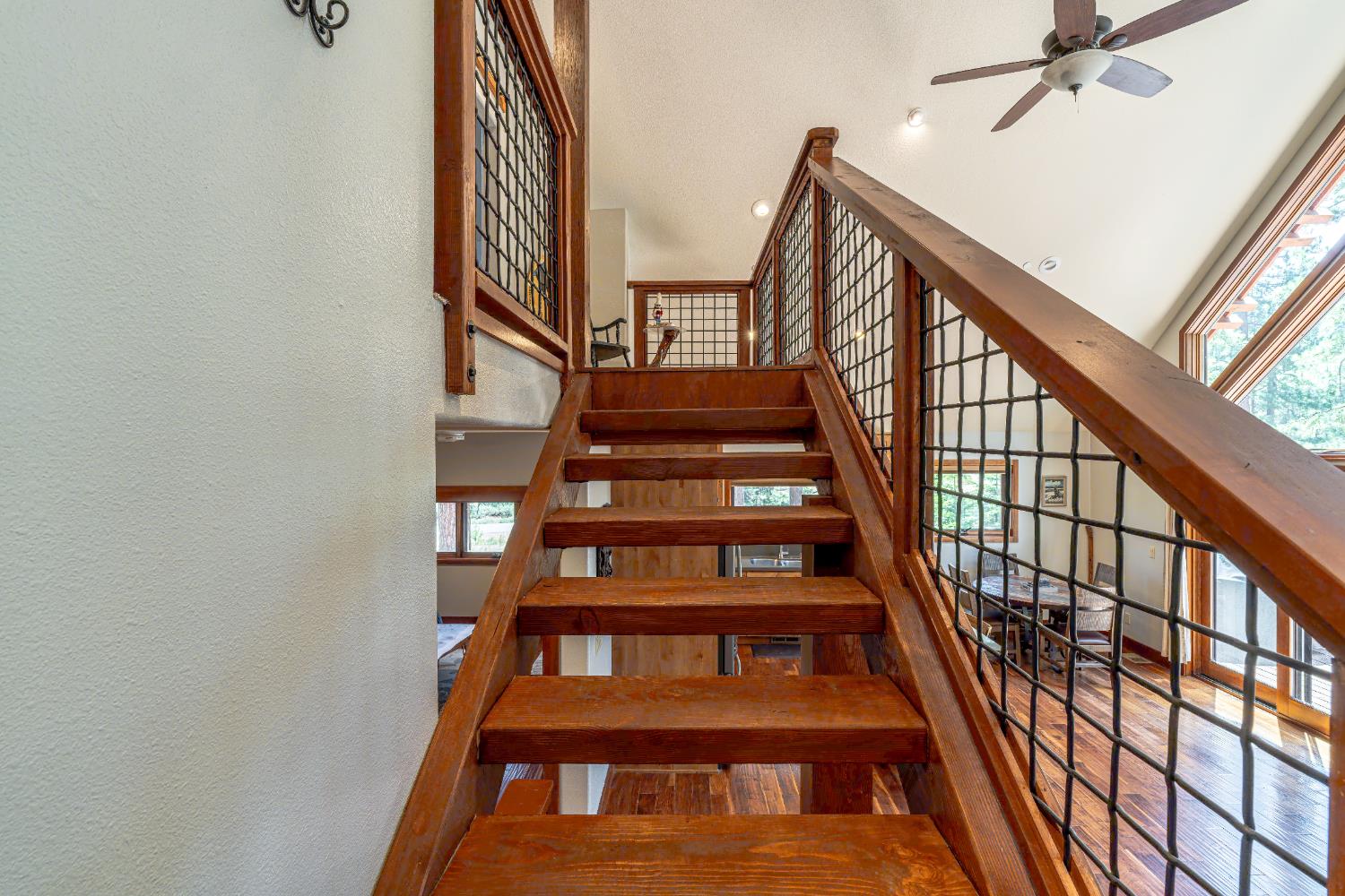 Detail Gallery Image 36 of 47 For 10854 Royal Crest Dr, Truckee,  CA 96161 - 2 Beds | 1/1 Baths