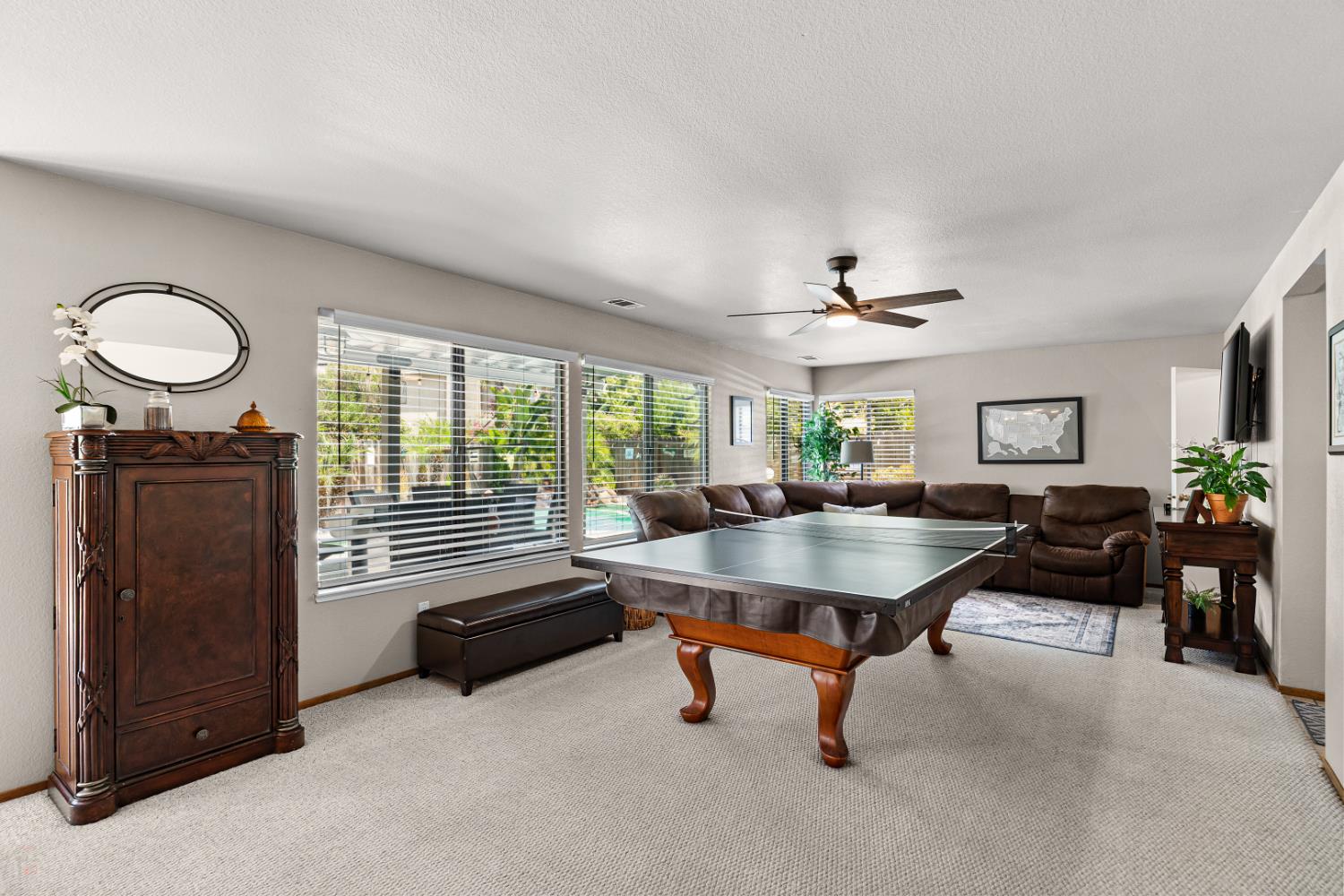 Detail Gallery Image 13 of 39 For 1551 Arnell Pl, Manteca,  CA 95337 - 3 Beds | 2/1 Baths