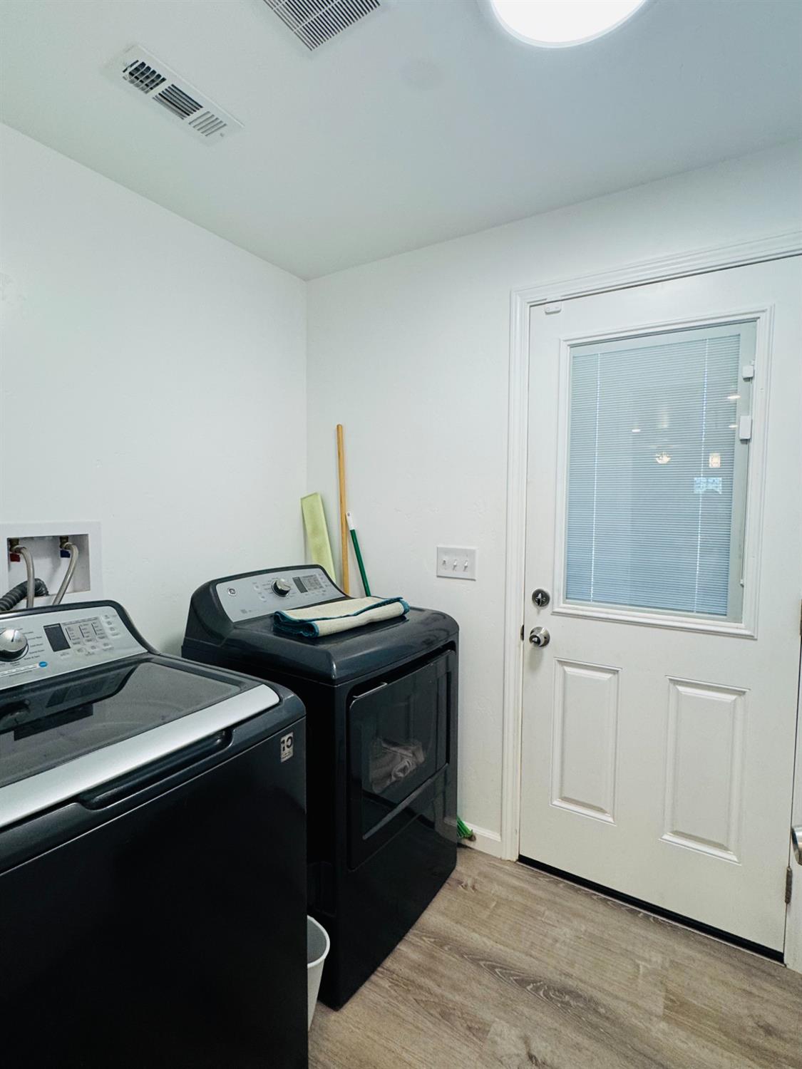 Detail Gallery Image 13 of 43 For 3761 Arizona Ave, Riverbank,  CA 95367 - 3 Beds | 2 Baths