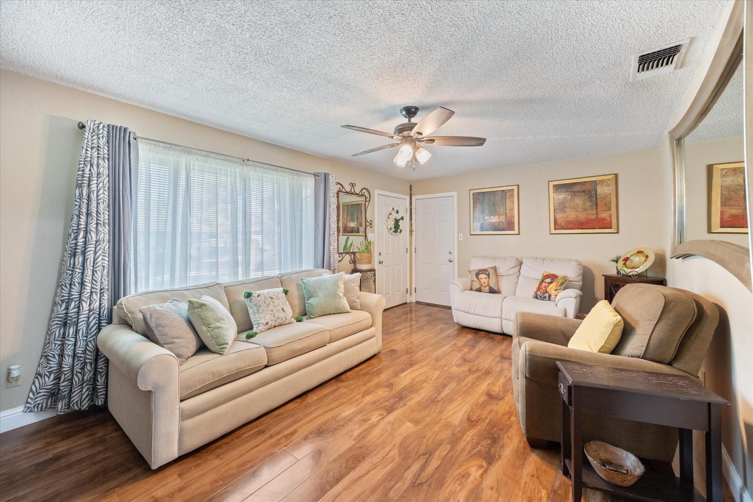 Detail Gallery Image 16 of 39 For 2326 Ramon Dr, Sacramento,  CA 95825 - – Beds | – Baths