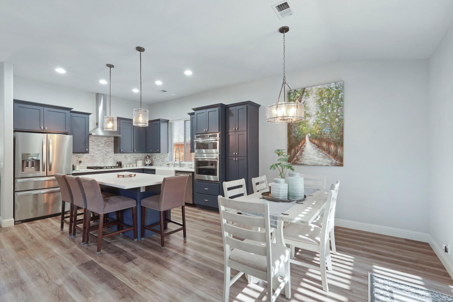 Detail Gallery Image 12 of 43 For 1114 Waterford Way, Lodi,  CA 95242 - 3 Beds | 2 Baths
