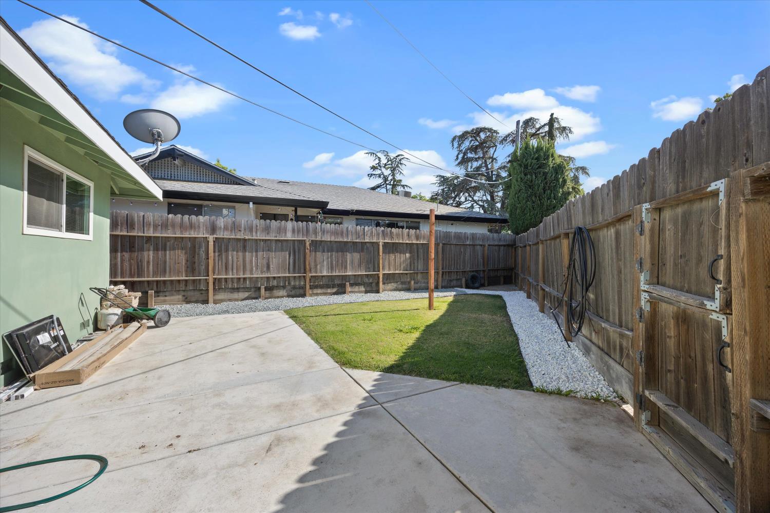 Detail Gallery Image 11 of 39 For 2326 Ramon Dr, Sacramento,  CA 95825 - – Beds | – Baths