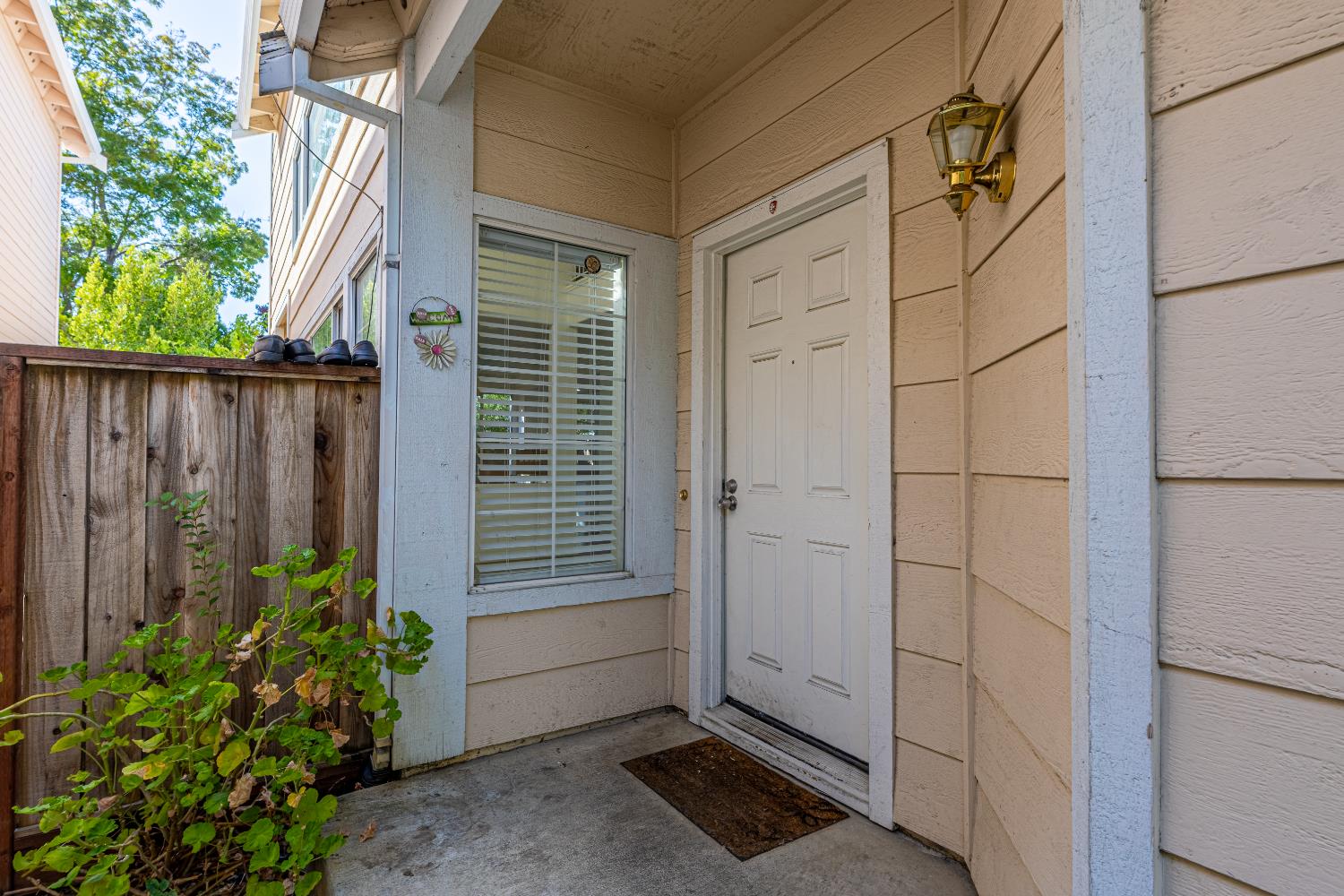 Detail Gallery Image 3 of 37 For 39965 Potrero Dr, Newark,  CA 94560 - 4 Beds | 3 Baths