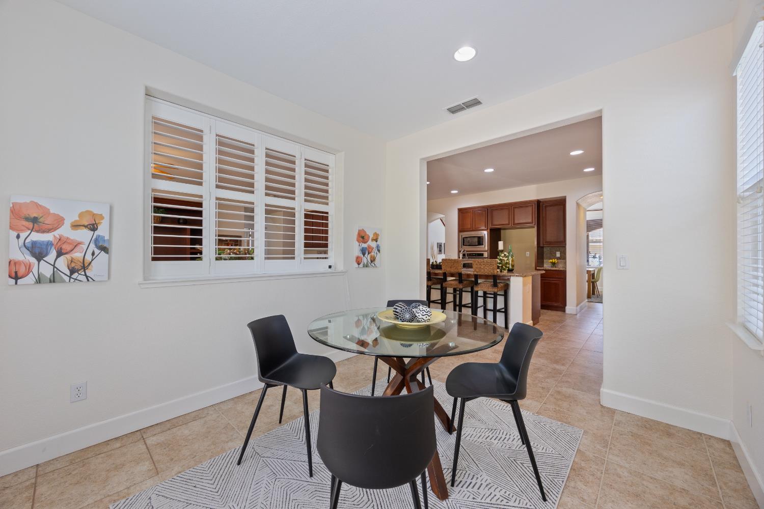 Detail Gallery Image 58 of 78 For 6904 Rio Tejo Way, Elk Grove,  CA 95757 - 5 Beds | 3 Baths