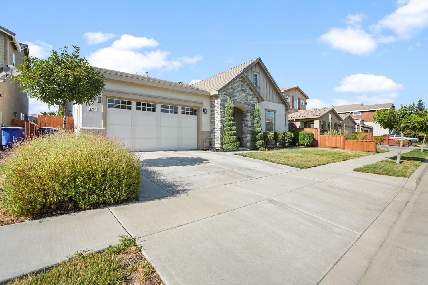 Detail Gallery Image 2 of 55 For 1261 Sweet Briar Dr, Patterson,  CA 95363 - 3 Beds | 2 Baths