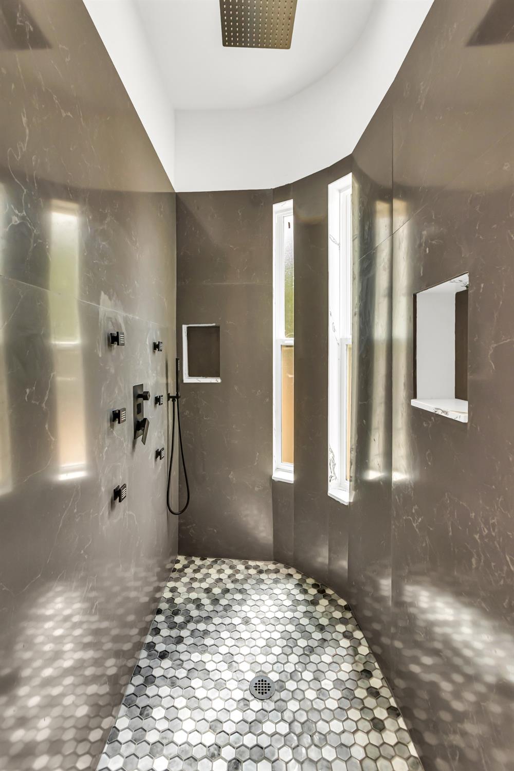 Detail Gallery Image 51 of 98 For 14537 Mira Vista Ln, Lockeford,  CA 95237 - 7 Beds | 4/1 Baths