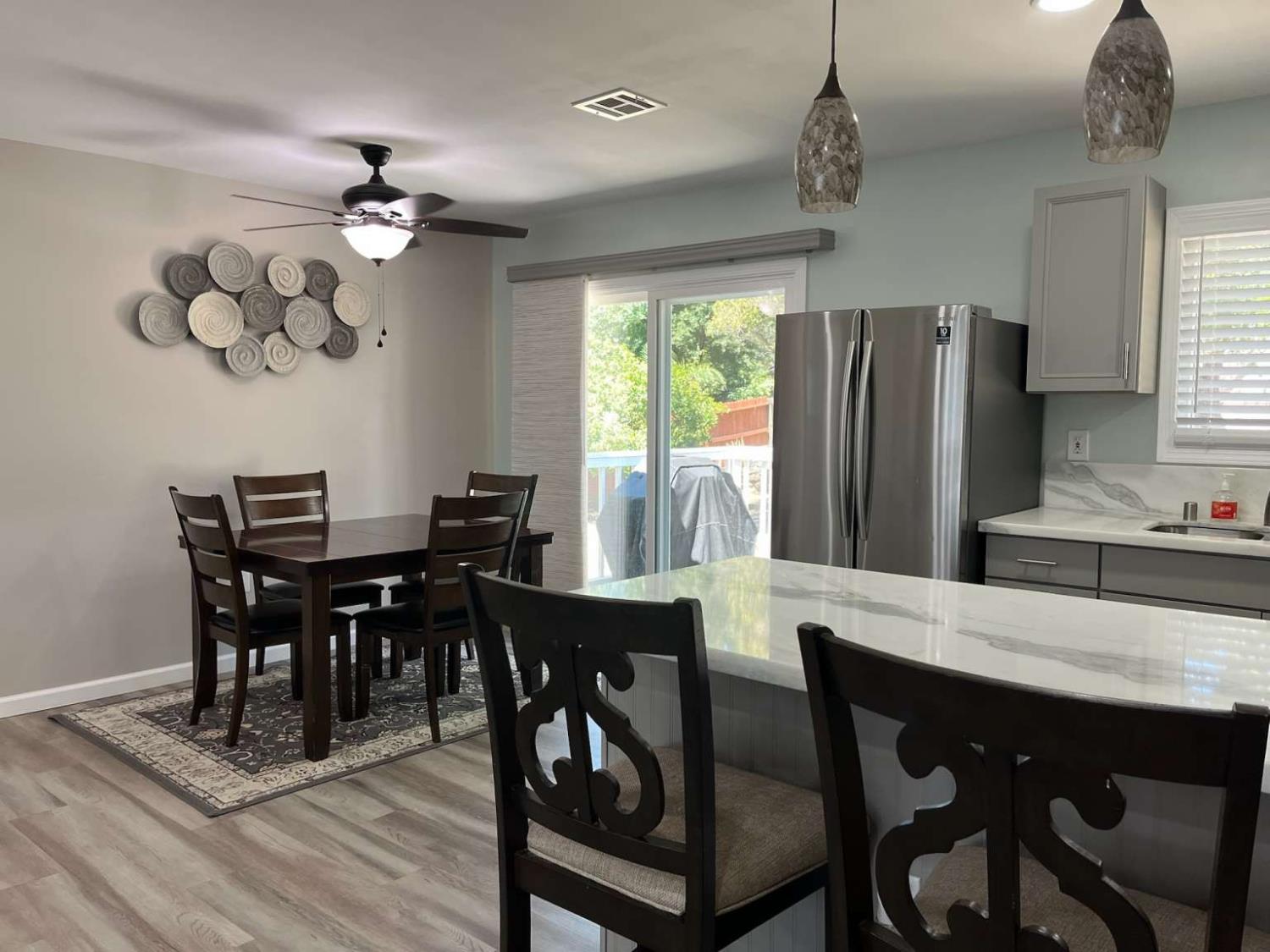 Detail Gallery Image 9 of 25 For 705 Maple Dr, Roseville,  CA 95678 - 2 Beds | 1 Baths