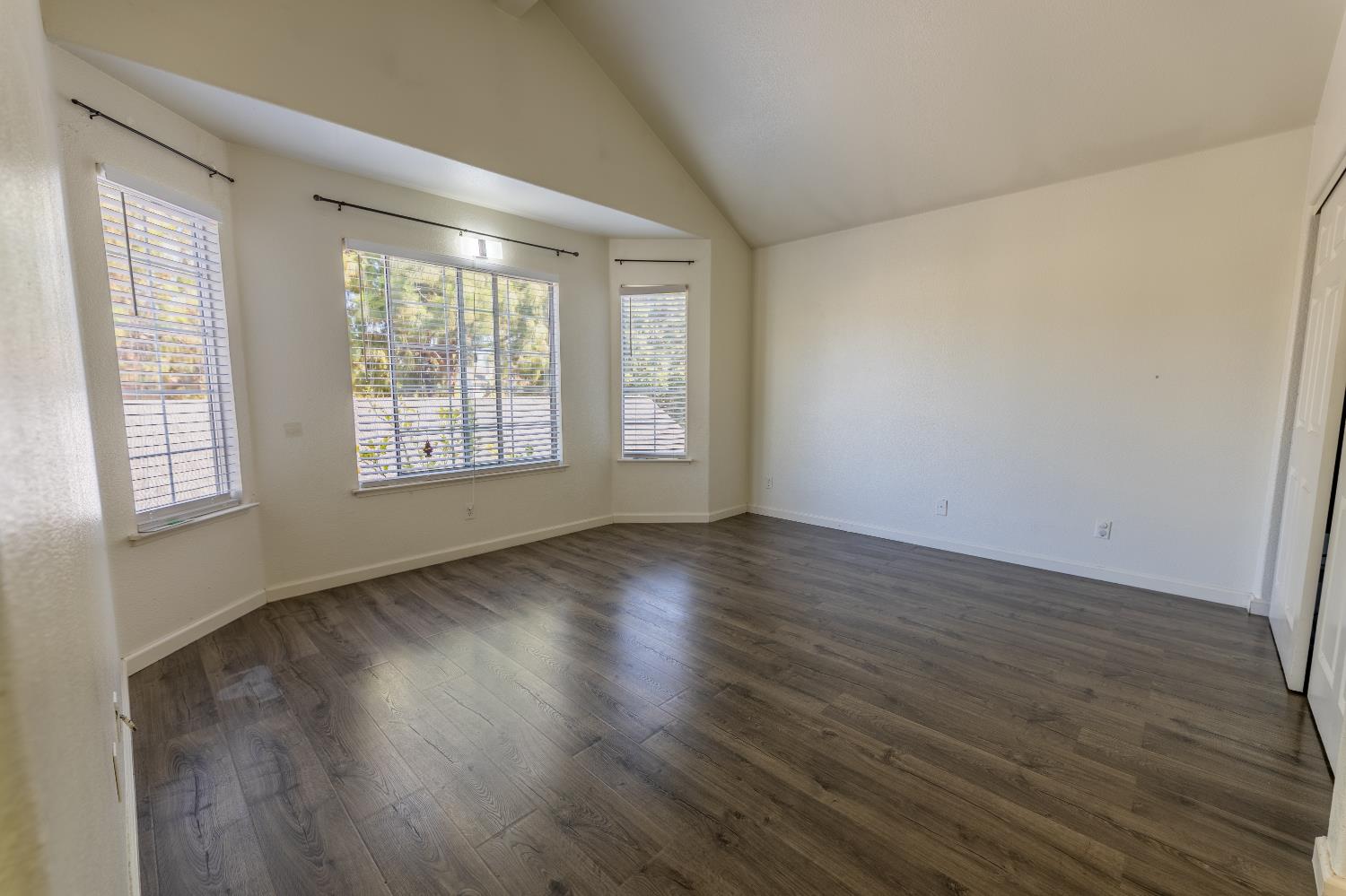 Detail Gallery Image 19 of 37 For 39965 Potrero Dr, Newark,  CA 94560 - 4 Beds | 3 Baths