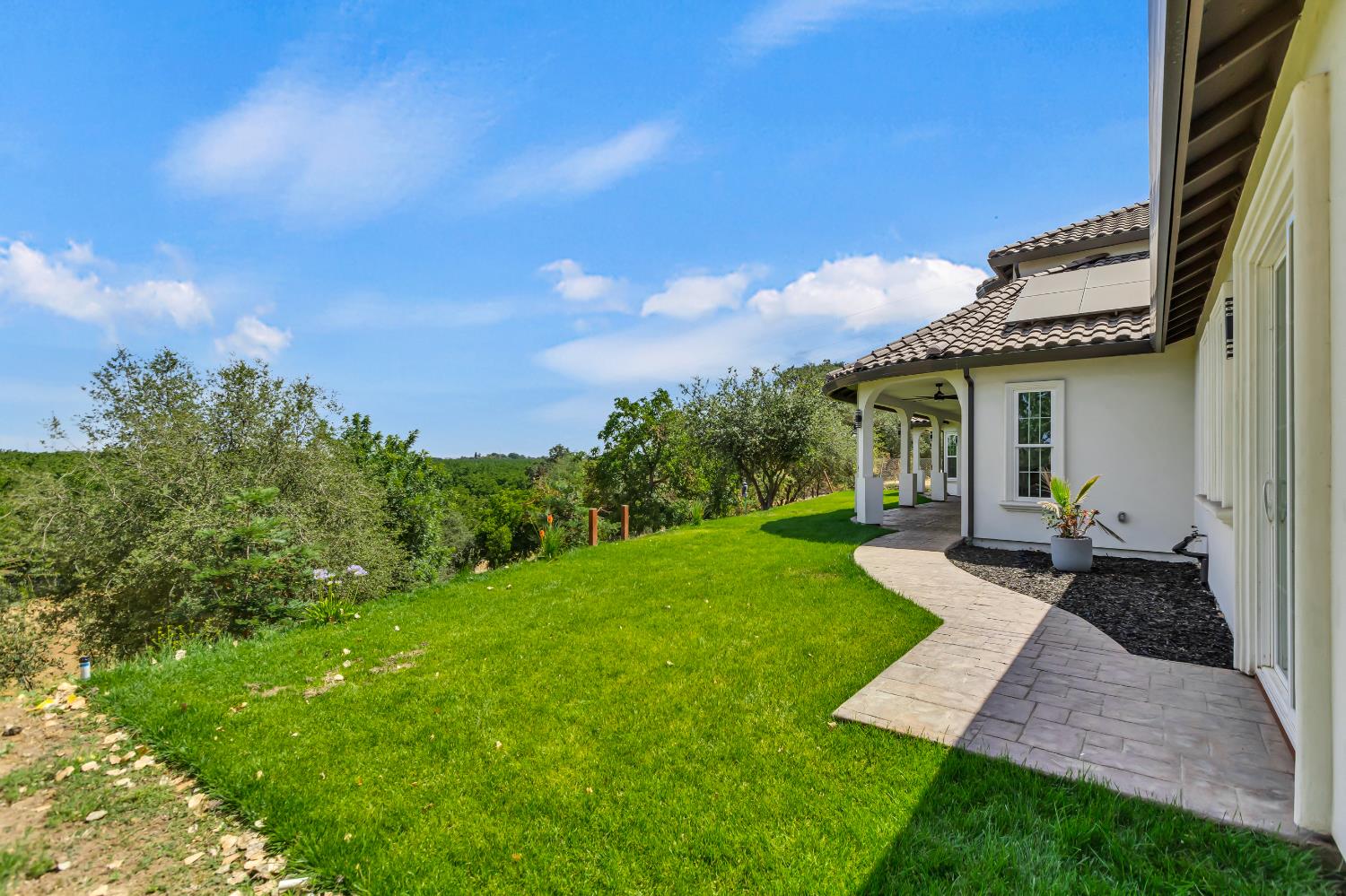 Detail Gallery Image 88 of 98 For 14537 Mira Vista Ln, Lockeford,  CA 95237 - 7 Beds | 4/1 Baths