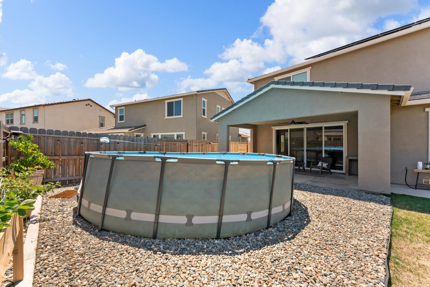 Detail Gallery Image 80 of 83 For 2073 Challenger Way, Roseville,  CA 95747 - 4 Beds | 3/1 Baths