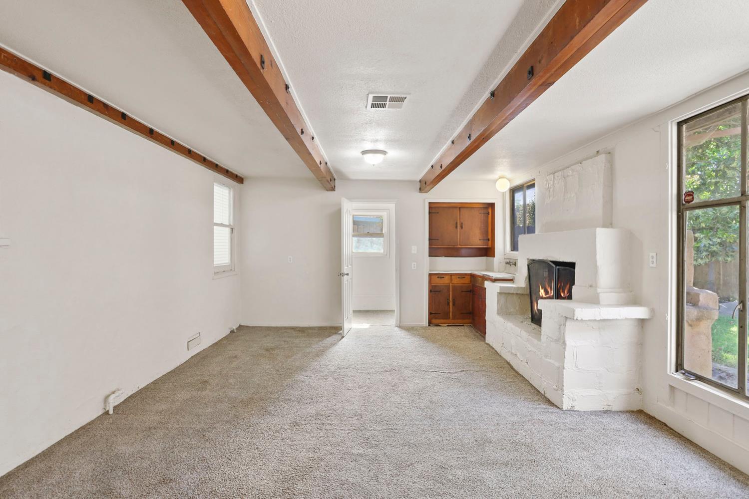 Detail Gallery Image 24 of 60 For 503 E Essex St, Stockton,  CA 95204 - 4 Beds | 2 Baths