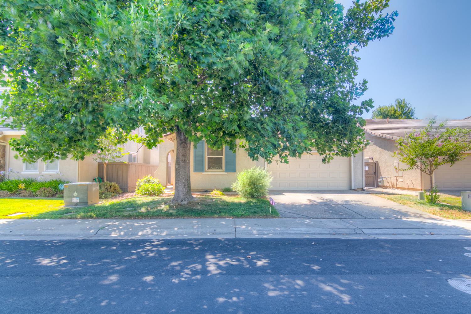 Detail Gallery Image 2 of 44 For 4124 Wood Spice Way, Rancho Cordova,  CA 95742 - 3 Beds | 2 Baths
