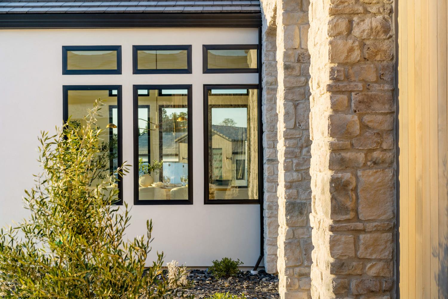 Detail Gallery Image 5 of 72 For 9260 Hilltop Pl, Loomis,  CA 95650 - 4 Beds | 5 Baths