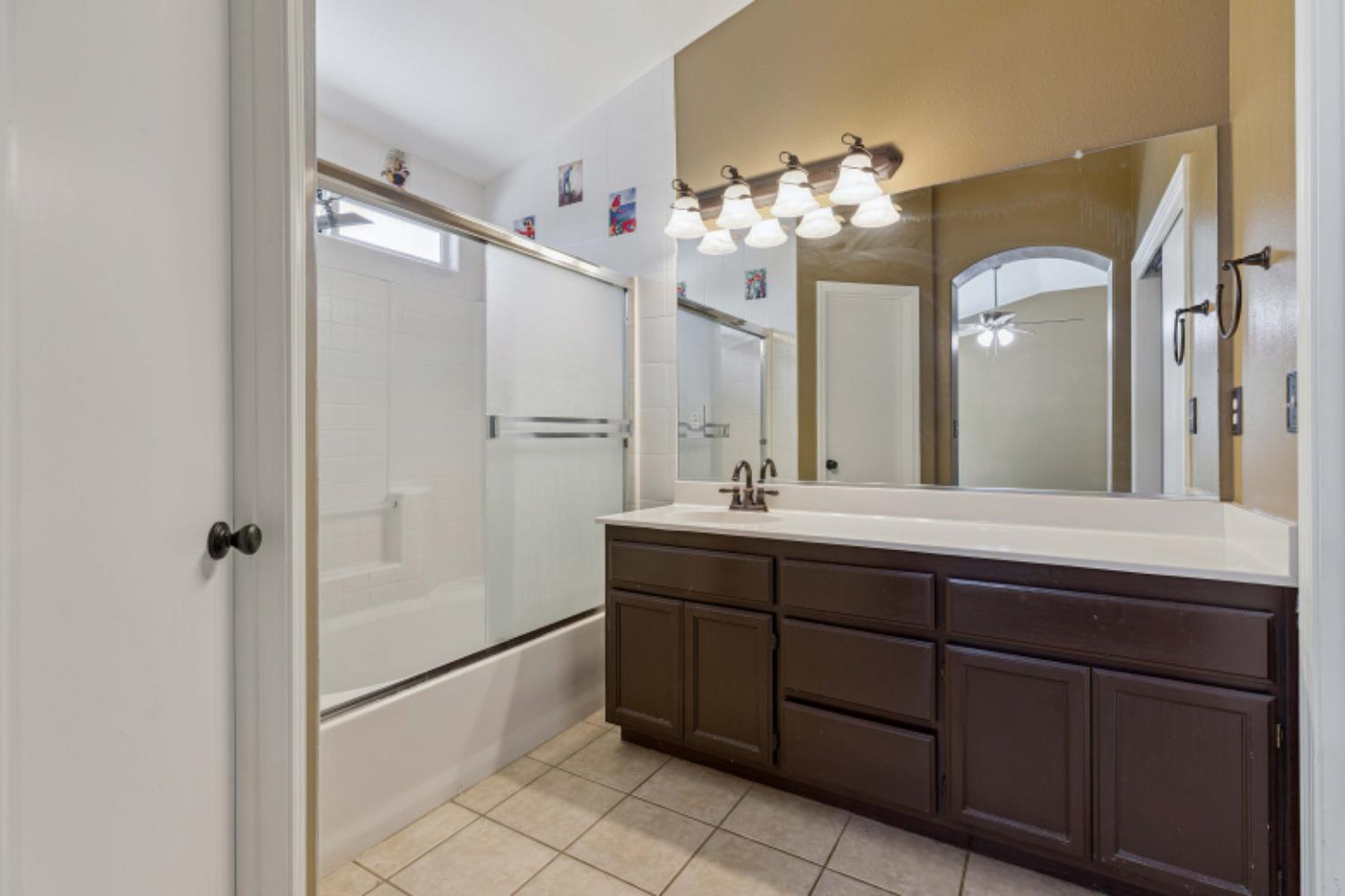 Detail Gallery Image 11 of 29 For 1457 Quiet Ct, Merced,  CA 95340 - 3 Beds | 2 Baths