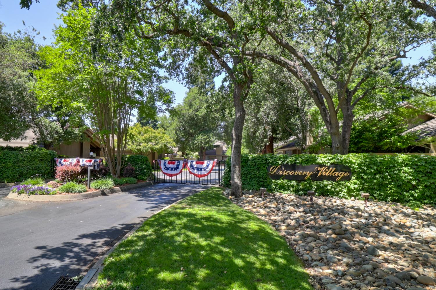 Detail Gallery Image 99 of 99 For 1911 Discovery Village Ln, Gold River,  CA 95670 - 2 Beds | 2 Baths