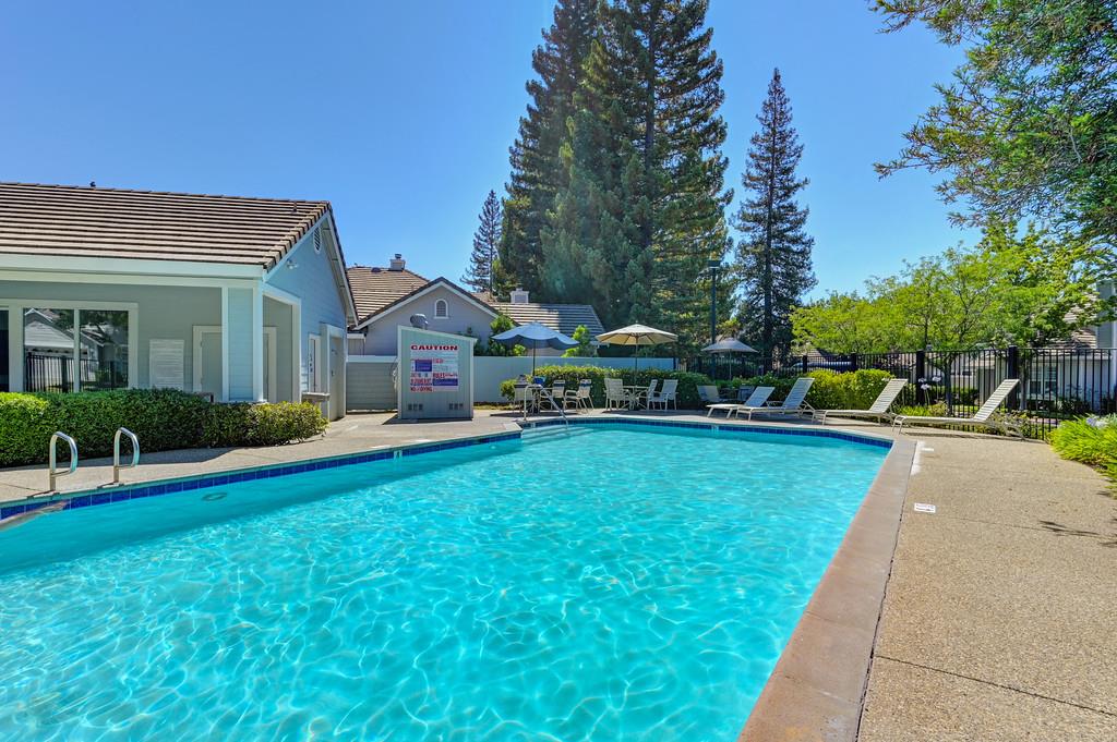 Detail Gallery Image 33 of 36 For 508 Pemberton Ln, Folsom,  CA 95630 - 3 Beds | 2/1 Baths