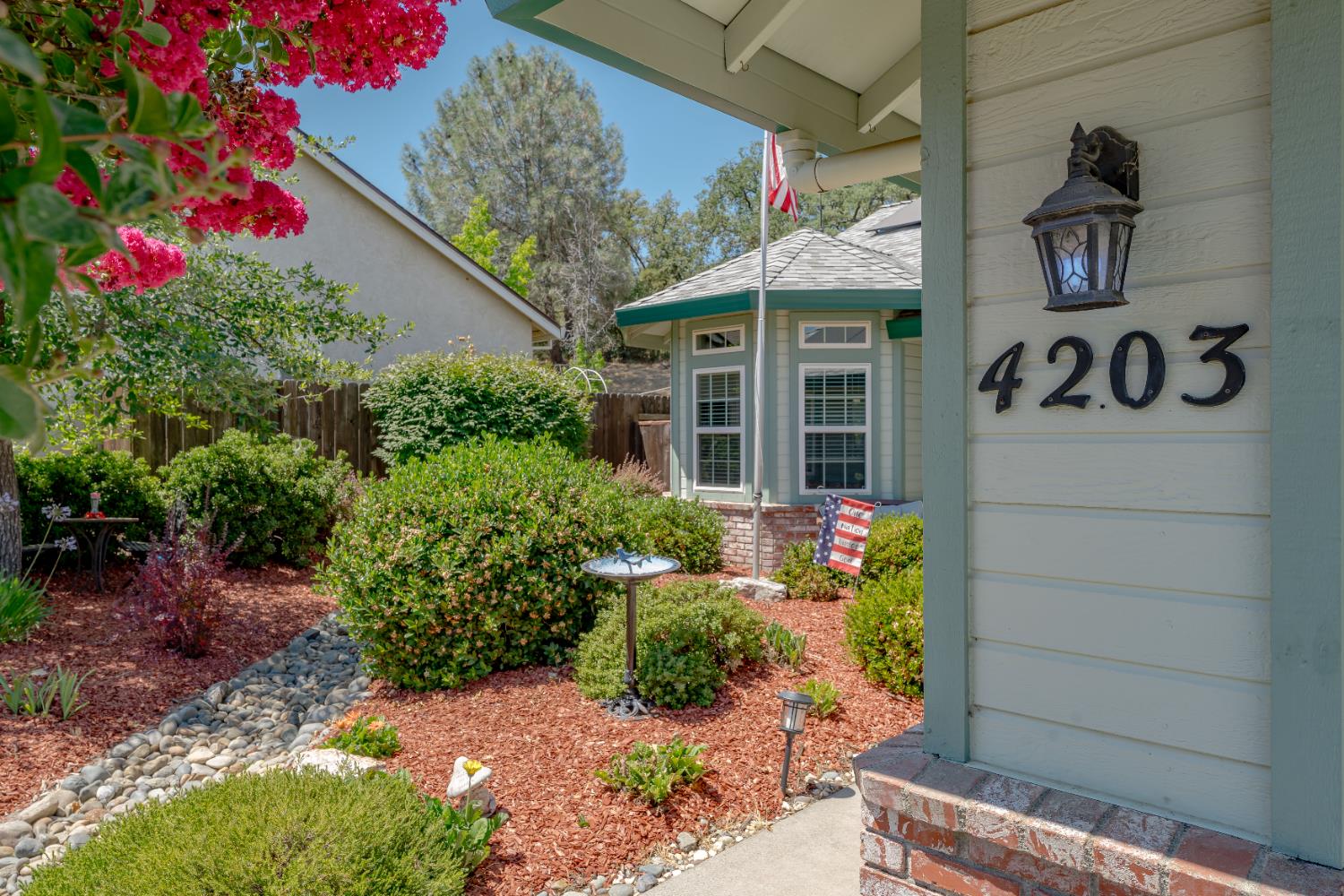 Detail Gallery Image 5 of 51 For 4203 Richardson Dr, Auburn,  CA 95602 - 3 Beds | 2 Baths