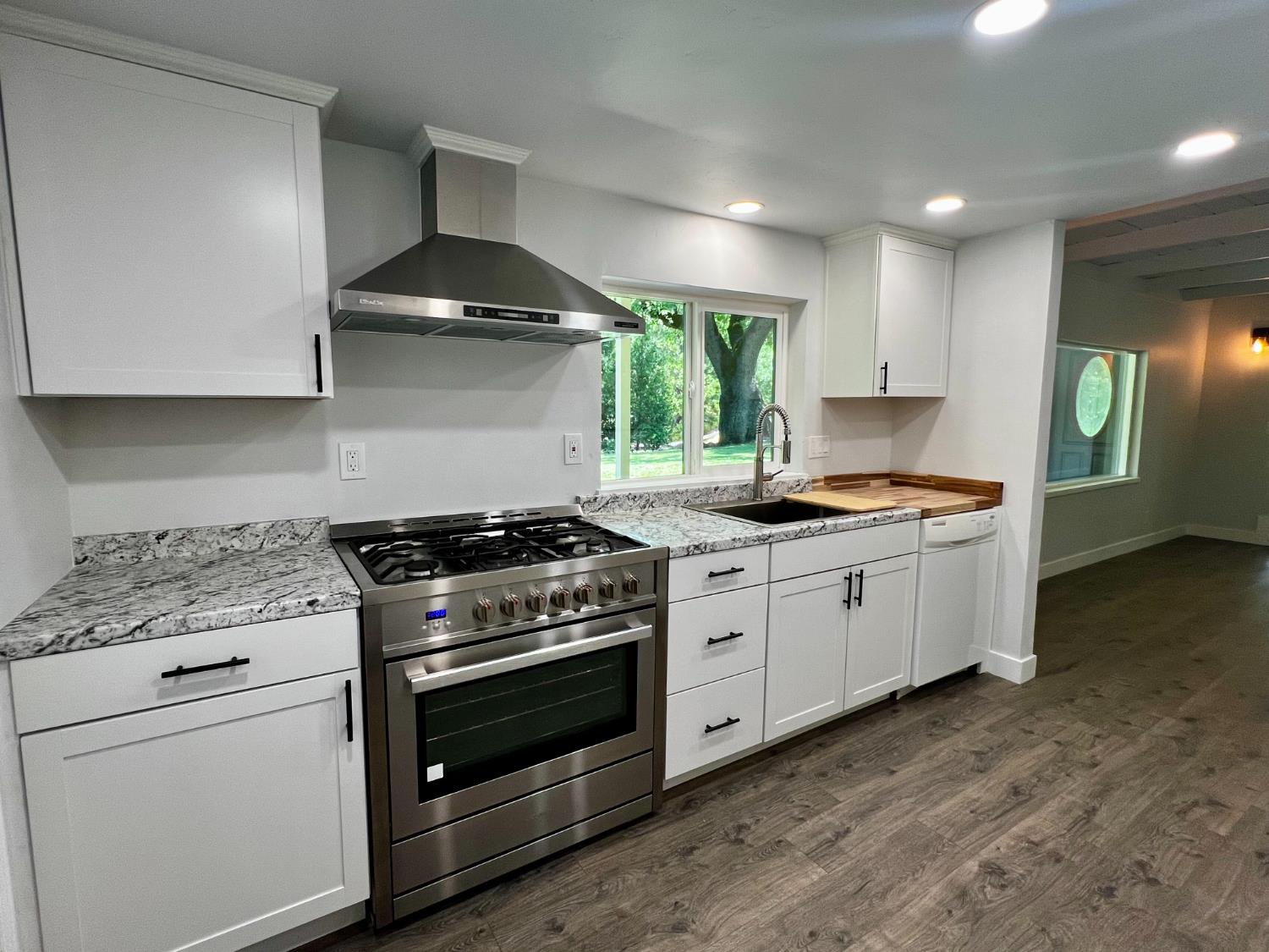 Detail Gallery Image 18 of 64 For 2018 Whistler Way, Somerset,  CA 95684 - 3 Beds | 2 Baths