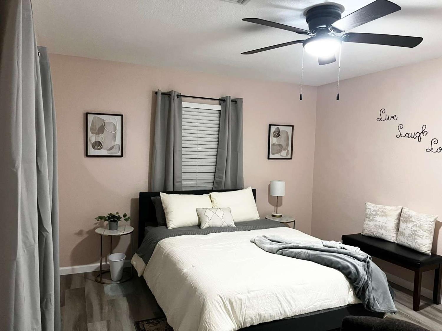Detail Gallery Image 10 of 25 For 705 Maple Dr, Roseville,  CA 95678 - 2 Beds | 1 Baths