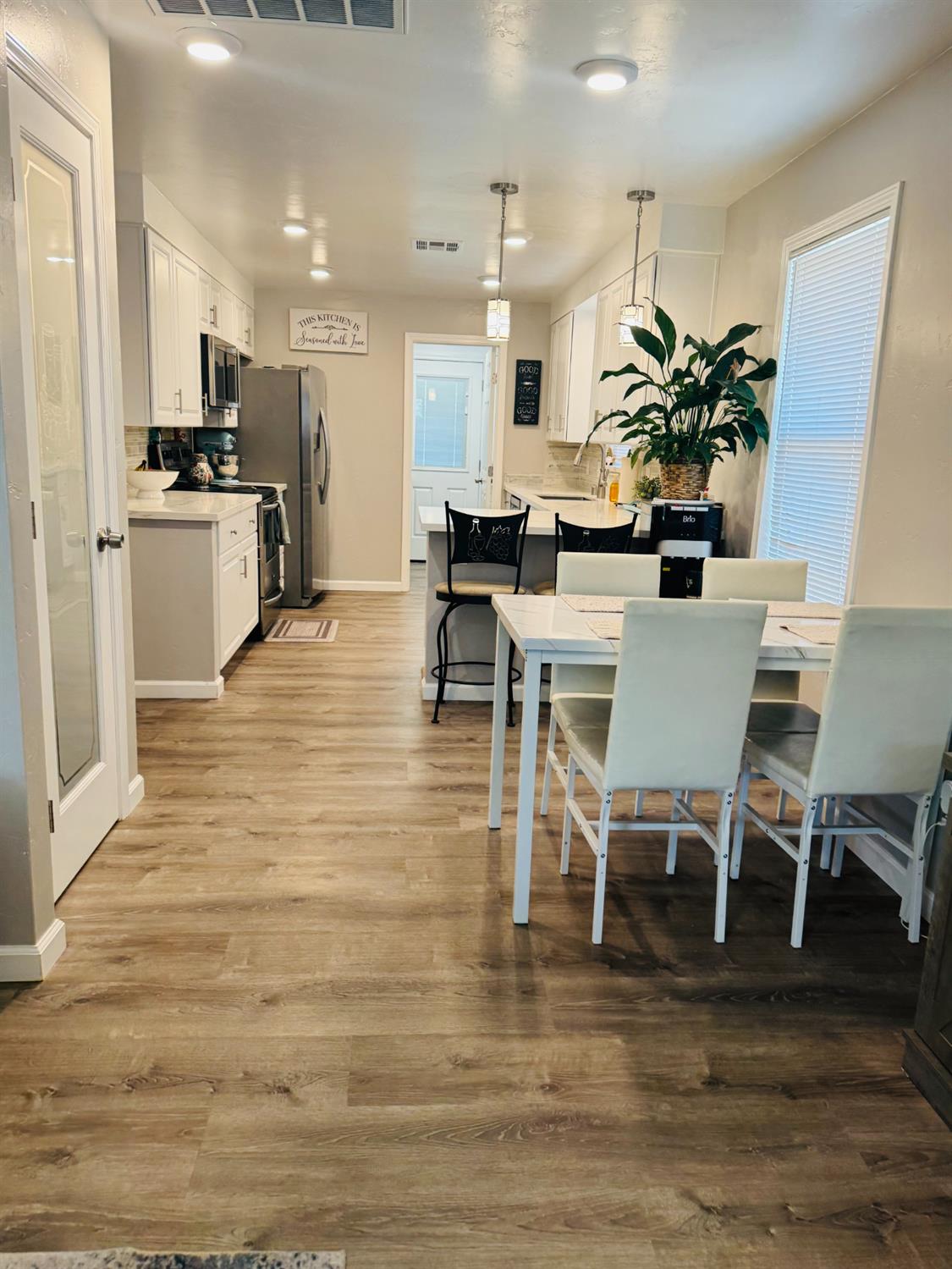 Detail Gallery Image 16 of 43 For 3761 Arizona Ave, Riverbank,  CA 95367 - 3 Beds | 2 Baths